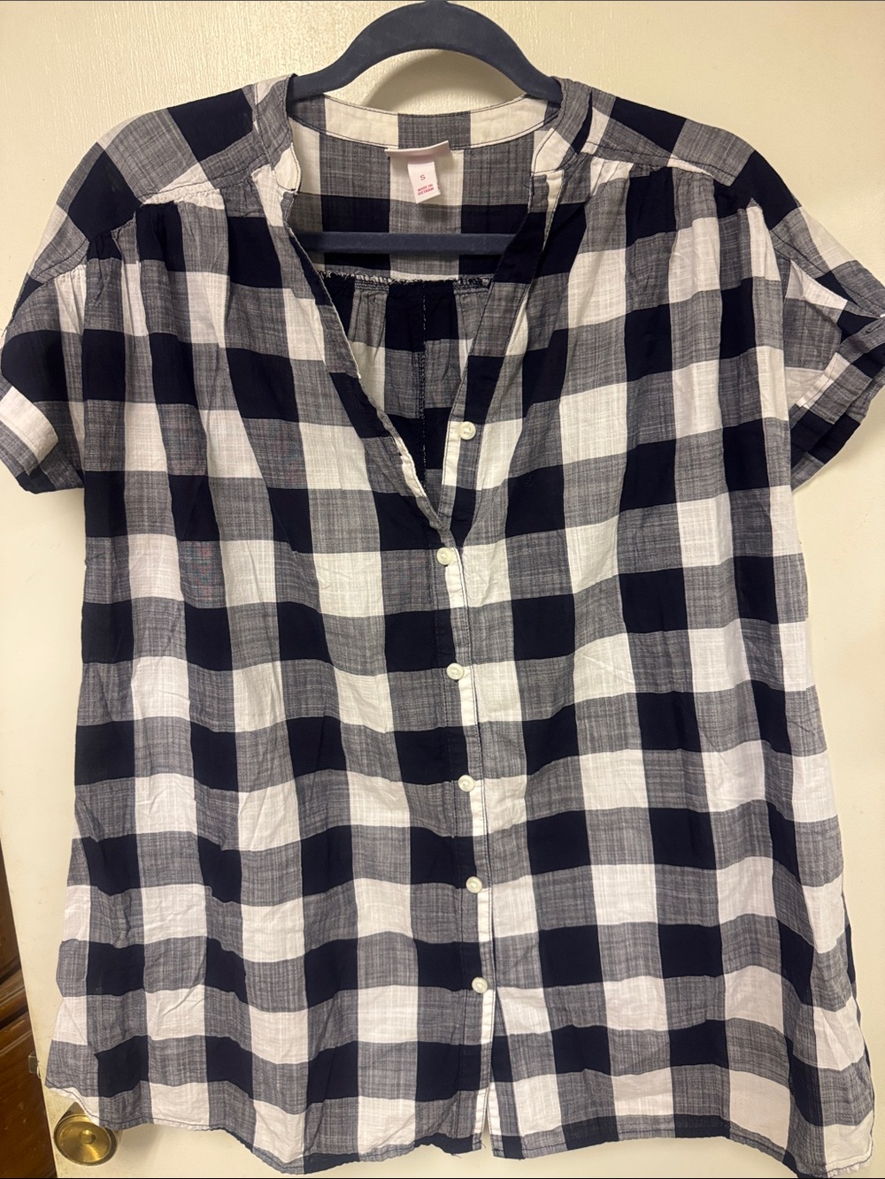 Black & White Check Short-Sleeve Button Shirt - Maternity